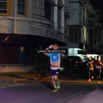 Runner Photo 7982712