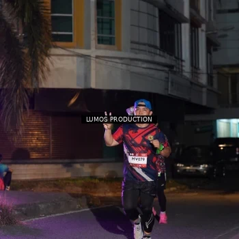 Runner Photo 7982754