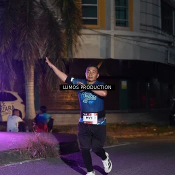 Runner Photo 7982793