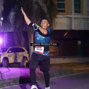 Runner Photo 7982813