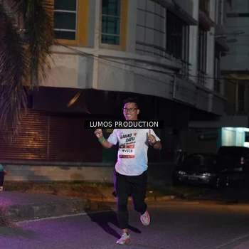 Runner Photo 7982831