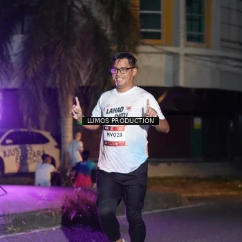 Runner Photo 7982859