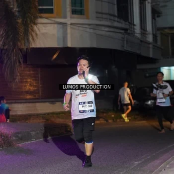 Runner Photo 7982871