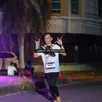 Runner Photo 7982901