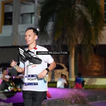 Runner Photo 7982923