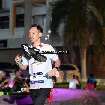 Runner Photo 7982926