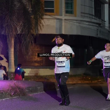 Runner Photo 7982930