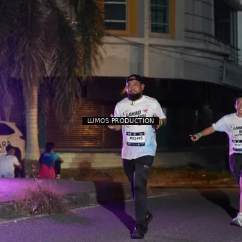 Runner Photo 7982935