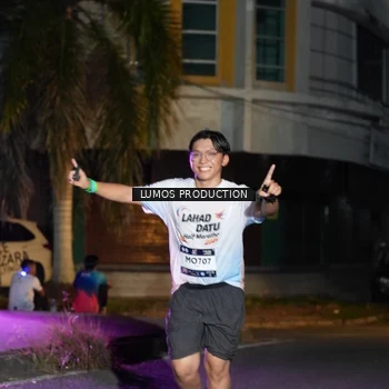 Runner Photo 7982963
