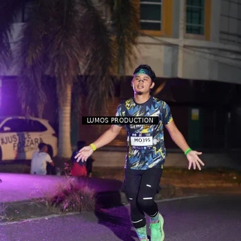 Runner Photo 7983002