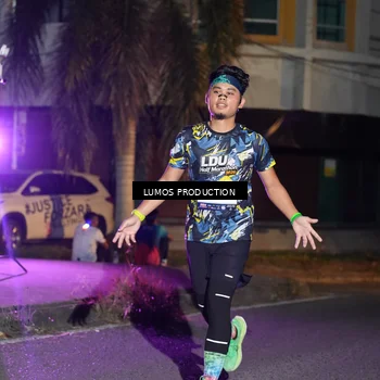 Runner Photo 7983008