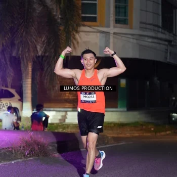Runner Photo 7983047