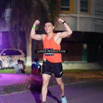 Runner Photo 7983053