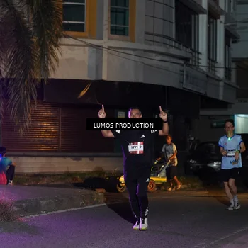 Runner Photo 7983064