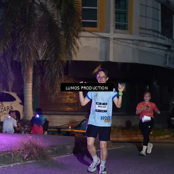 Runner Photo 7983085