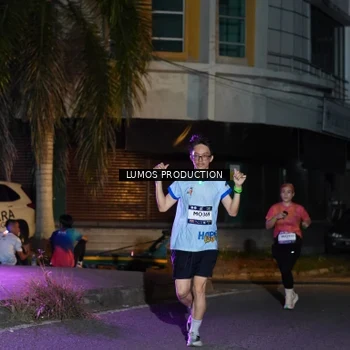 Runner Photo 7983089
