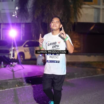 Runner Photo 7983161