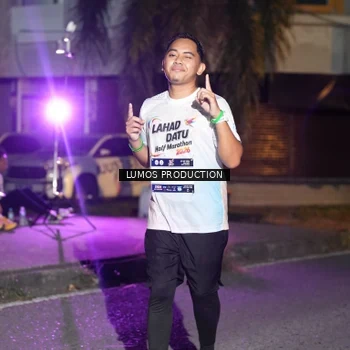 Runner Photo 7983164