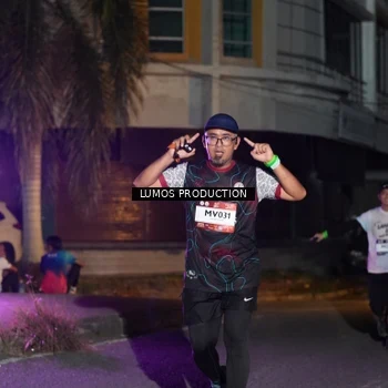 Runner Photo 7983198