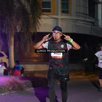 Runner Photo 7983200