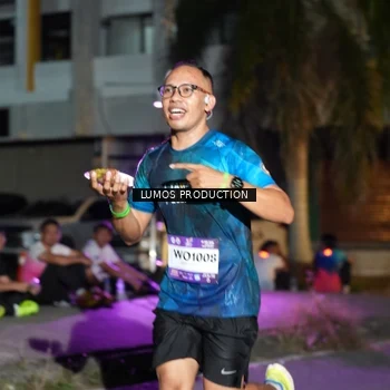 Runner Photo 7983306