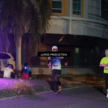Runner Photo 7983324