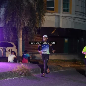 Runner Photo 7983333
