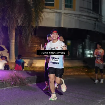 Runner Photo 7983375