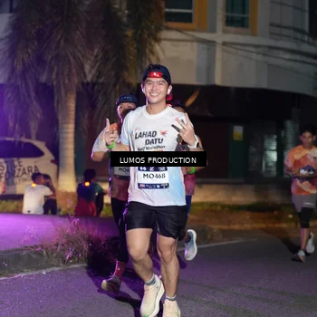 Runner Photo 7983390