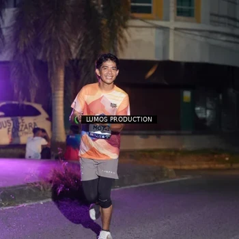 Runner Photo 7983422