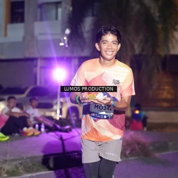 Runner Photo 7983444