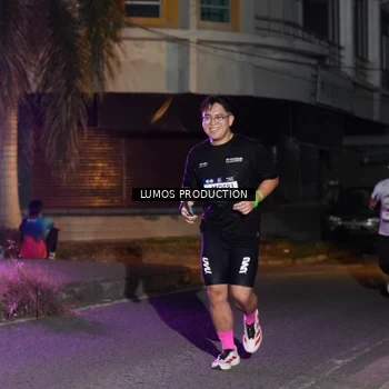 Runner Photo 7983463
