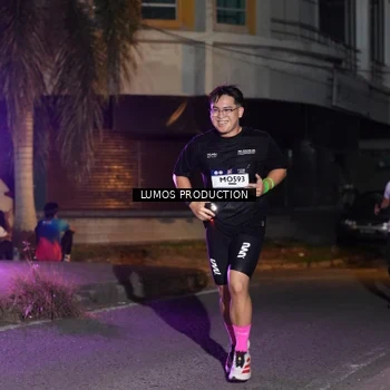 Runner Photo 7983464