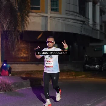 Runner Photo 7983501