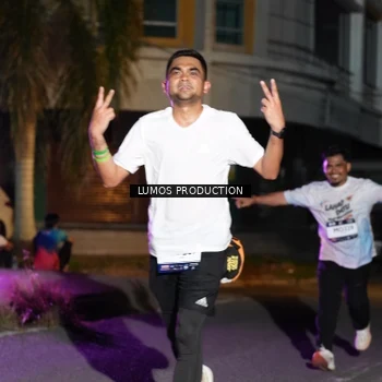 Runner Photo 7983641