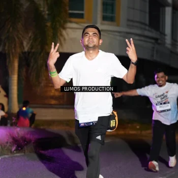 Runner Photo 7983645
