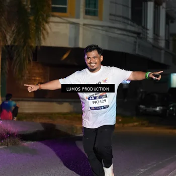 Runner Photo 7983652