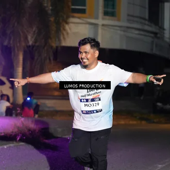 Runner Photo 7983660