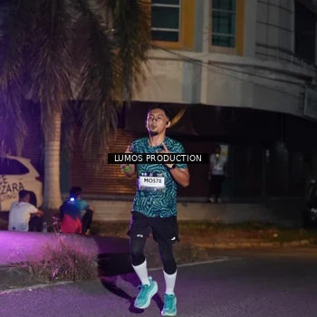 Runner Photo 7983686