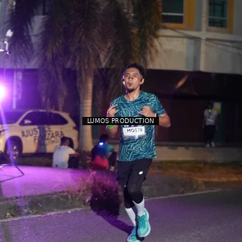 Runner Photo 7983687