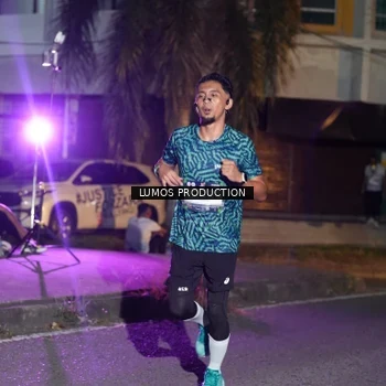 Runner Photo 7983695