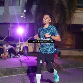 Runner Photo 7983699