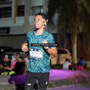Runner Photo 7983715