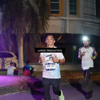 Runner Photo 7983761