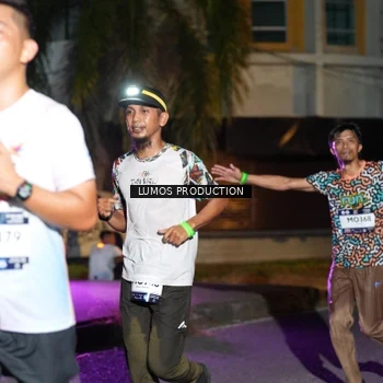 Runner Photo 7983784
