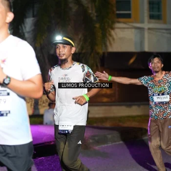 Runner Photo 7983790