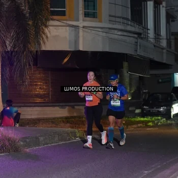 Runner Photo 7983811