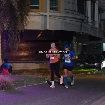 Runner Photo 7983813