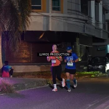Runner Photo 7983814