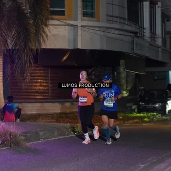 Runner Photo 7983815